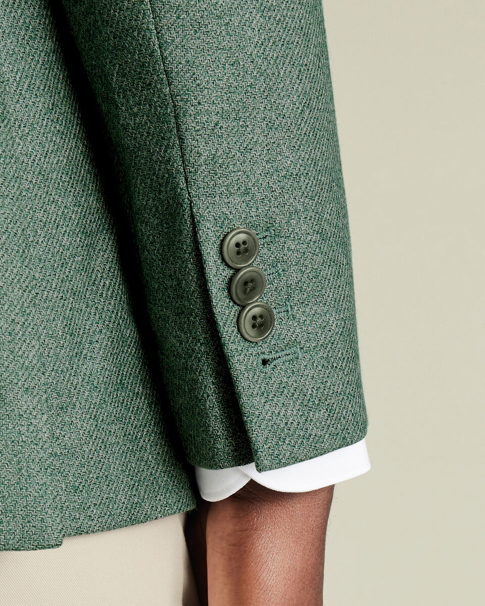 The product image is missing!