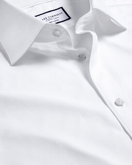 Twill-Hemd aus ägyptischer Baumwolle mit Semi-Haifischkragen - Weiß
