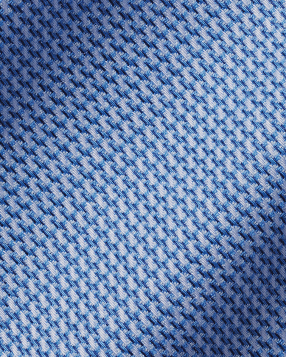 Spread Collar Non-Iron Mayfair Weave Shirt - Cobalt Blue | Charles Tyrwhitt