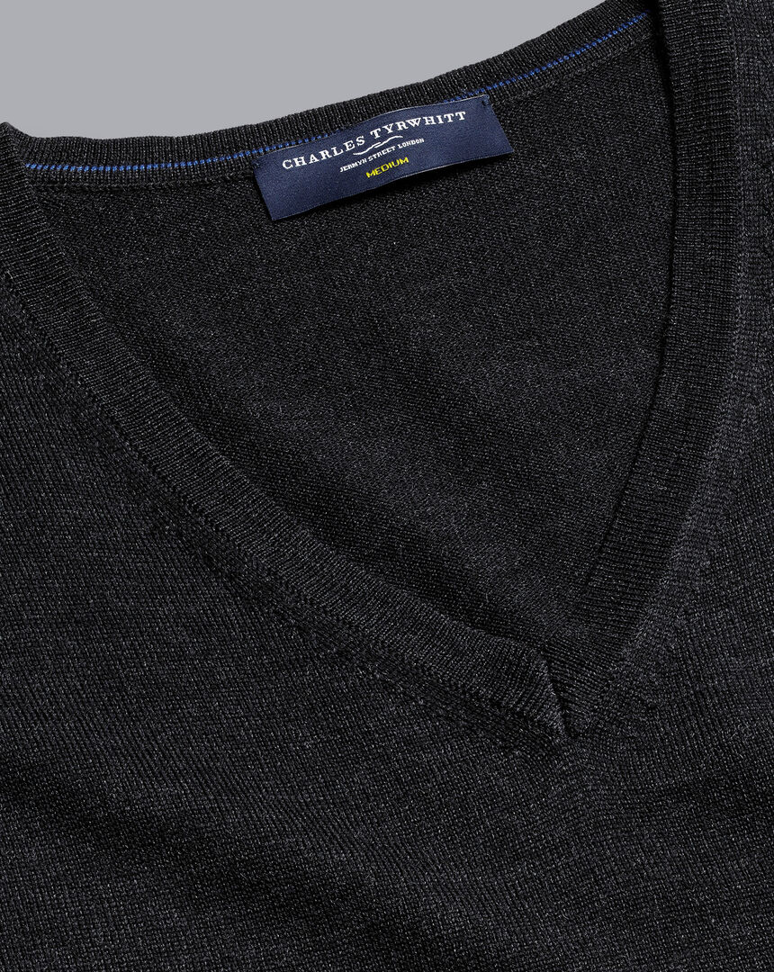 Merino V-Neck Sweater - Dark Charcoal