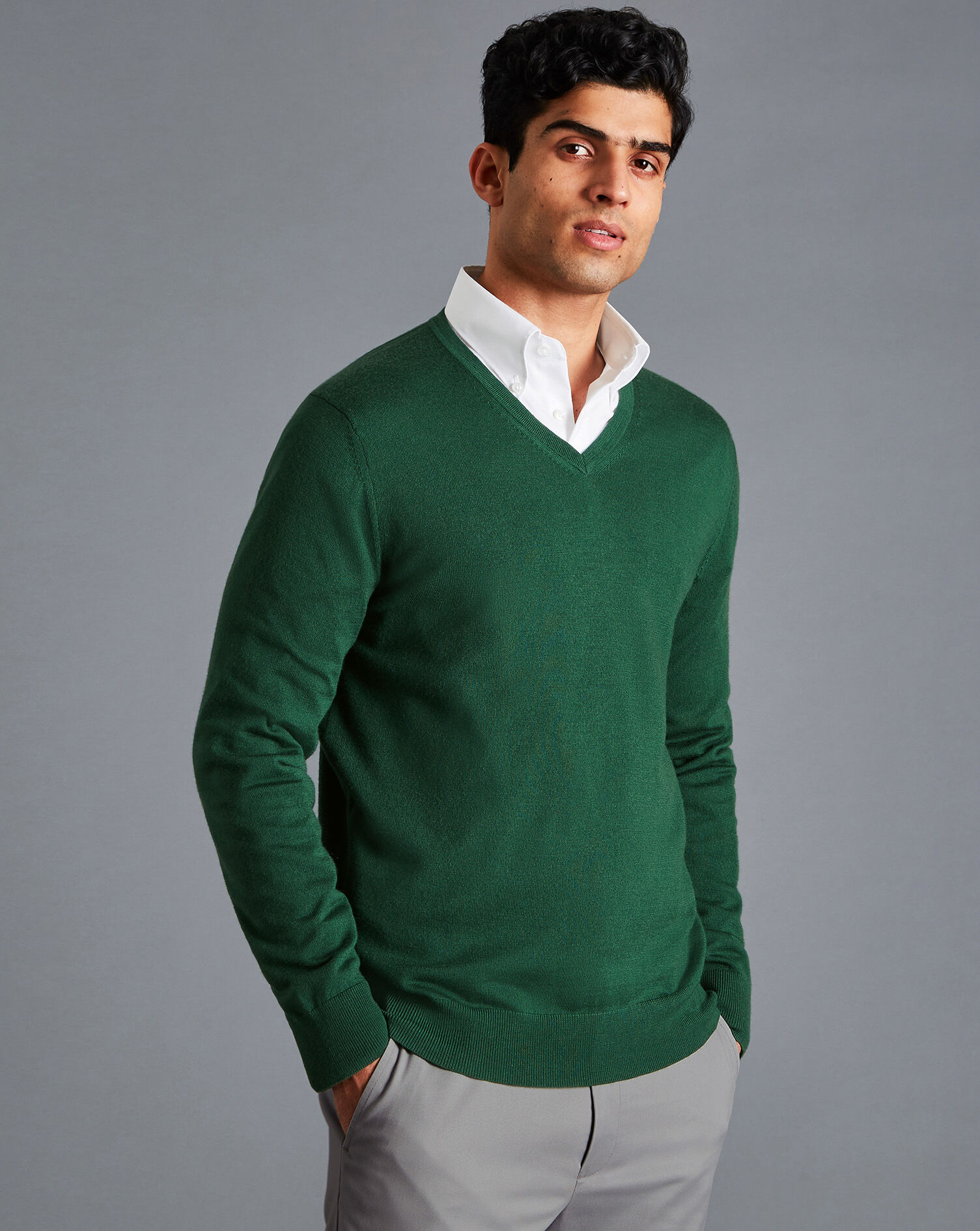 Merino V-Neck Sweater - Dark Green 