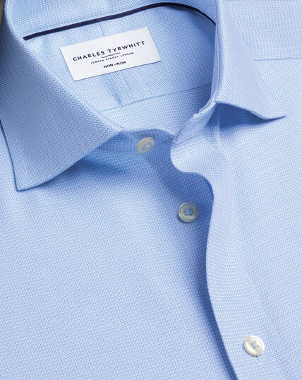 Camisa De Tejido Trafalgar El&aacute;stico Sin Plancha - Azul Cielo