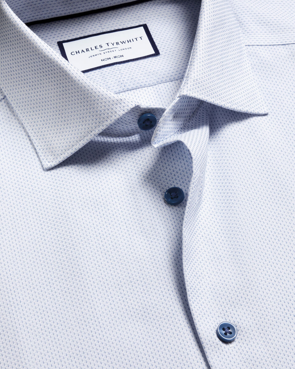 Camisa De Textura El&aacute;stica Sin Plancha - Blanco Y Azul Cielo