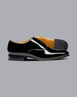 Oxford-Schuhe aus Lackleder - Schwarz