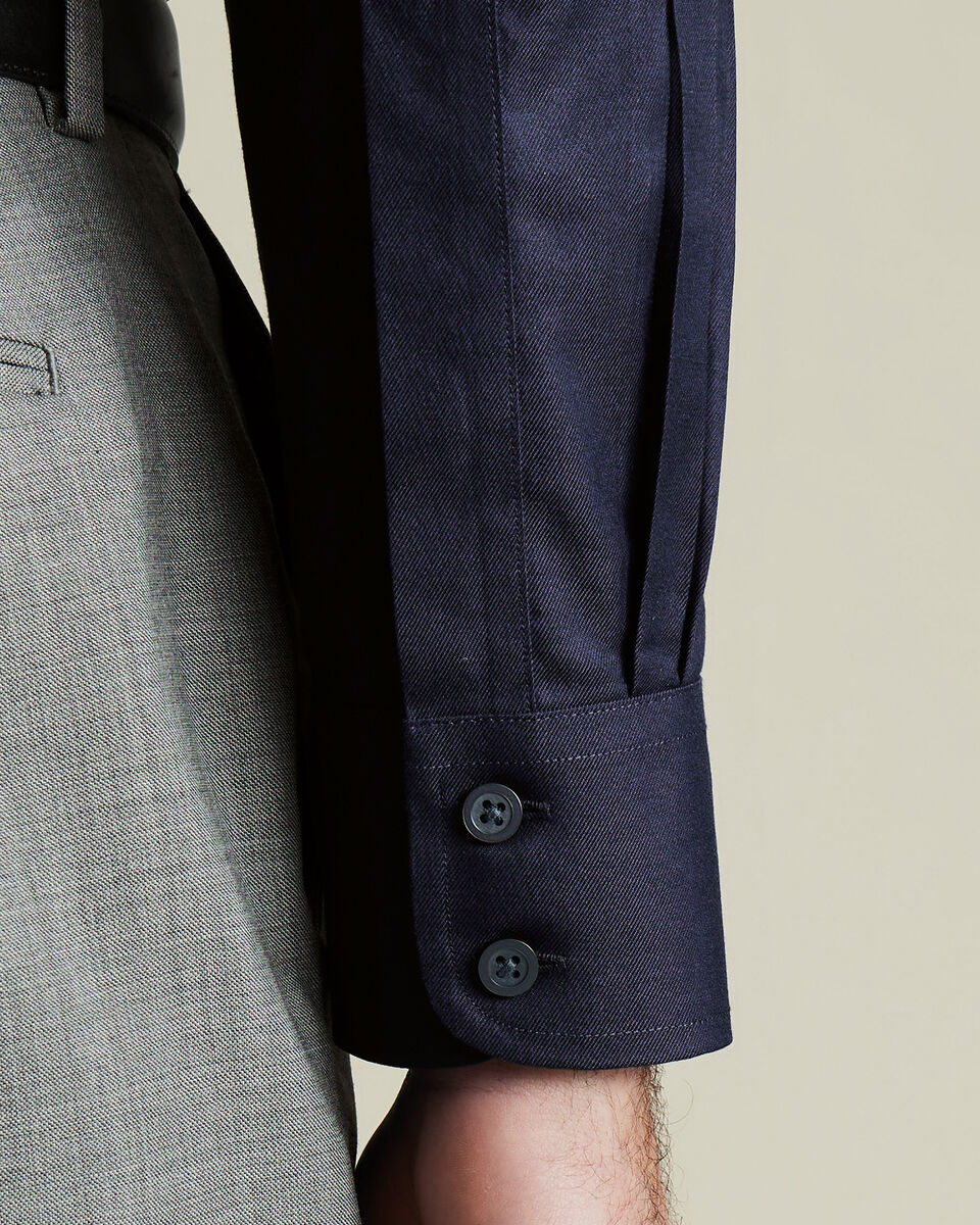 Chemise en serg&eacute; sans repassage - Bleu marine