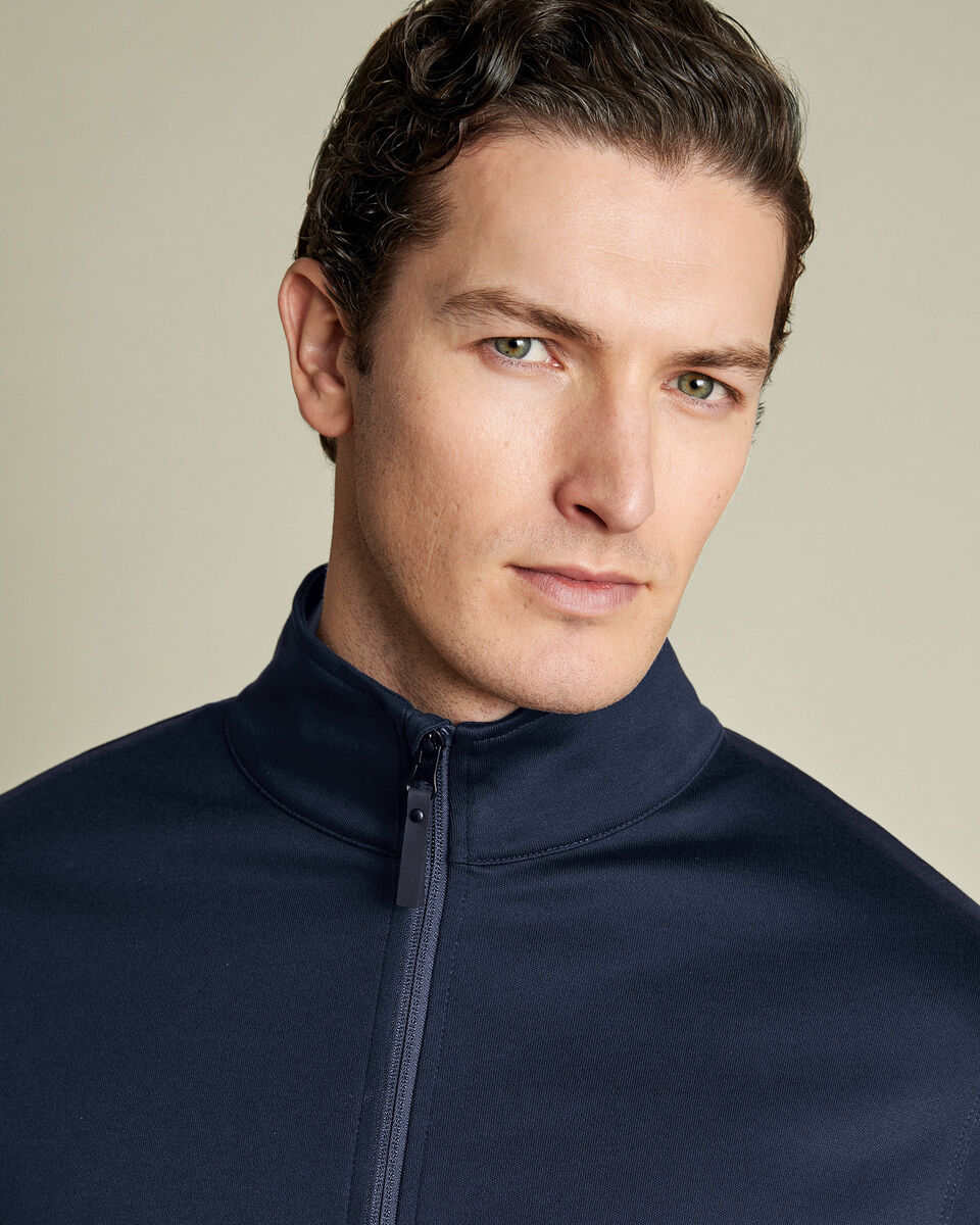 The product image is missing!