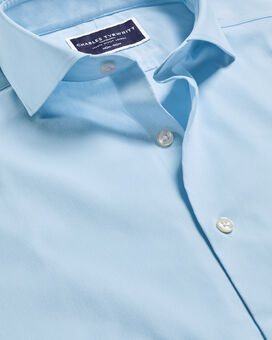 Bügelfreies Twill-Hemd aus Stretch-Gewebe - Himmelblau