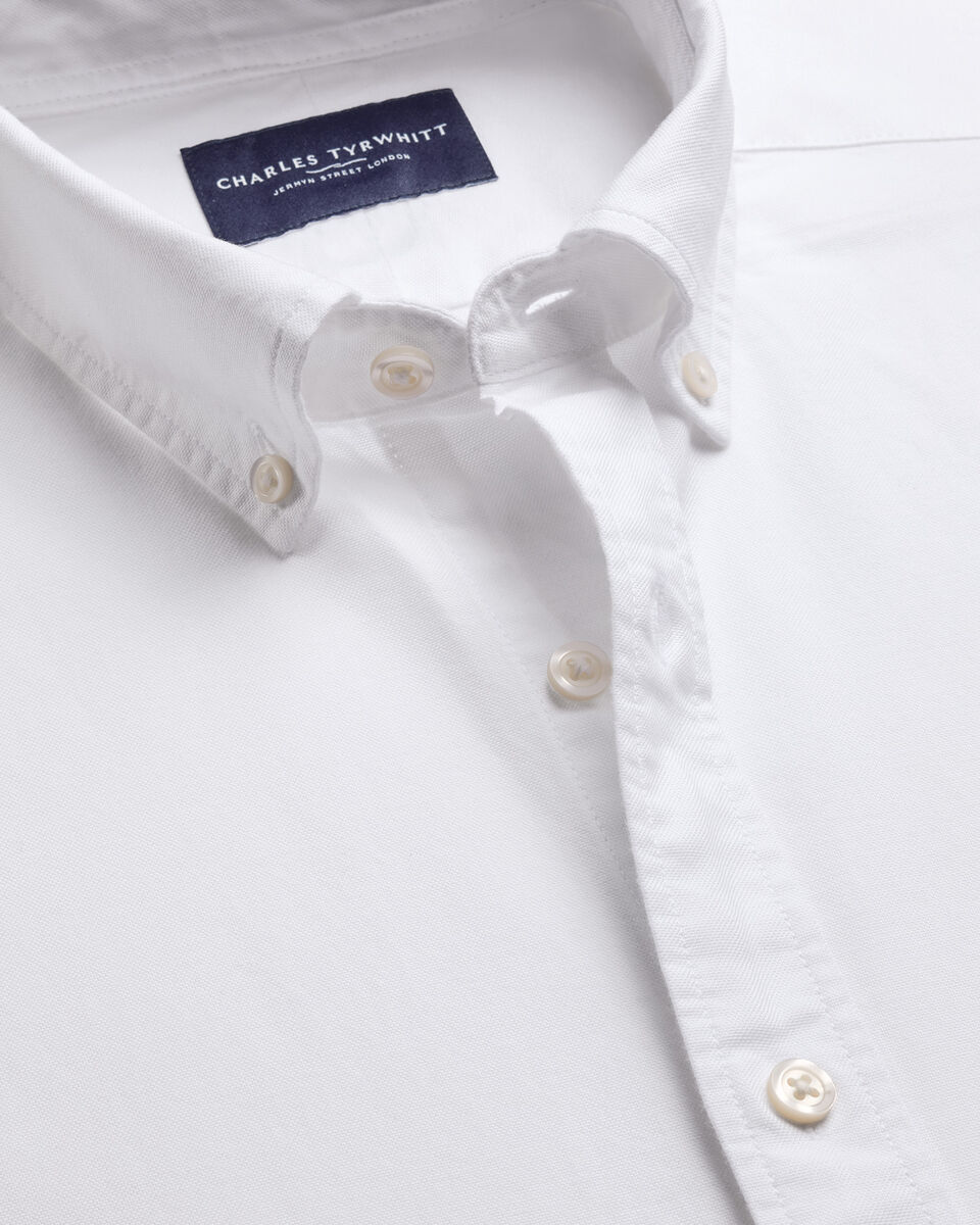 Short Sleeve Button-Down Stretch Washed Oxford Shirt &ndash; White