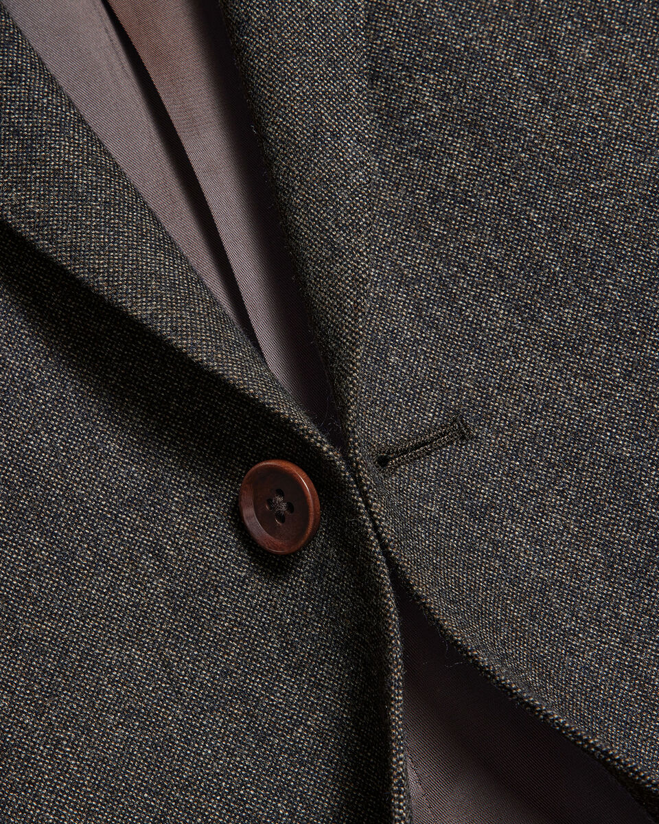 The product image is missing!