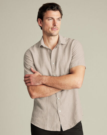 Men's Slim Fit Short sleeve Shirts | Charles Tyrwhitt US
