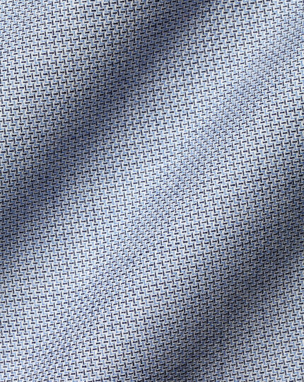 Spread collar Non-Iron Richmond Weave Shirt - Indigo Blue