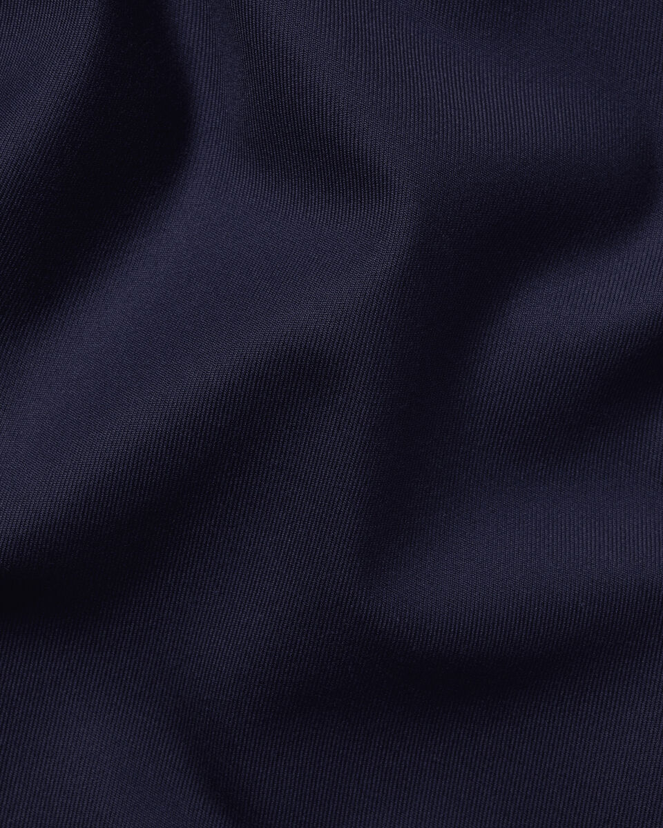 Chemise en serg&eacute; sans repassage &ndash; Bleu marine