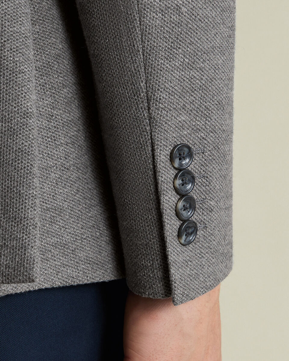 The product image is missing!