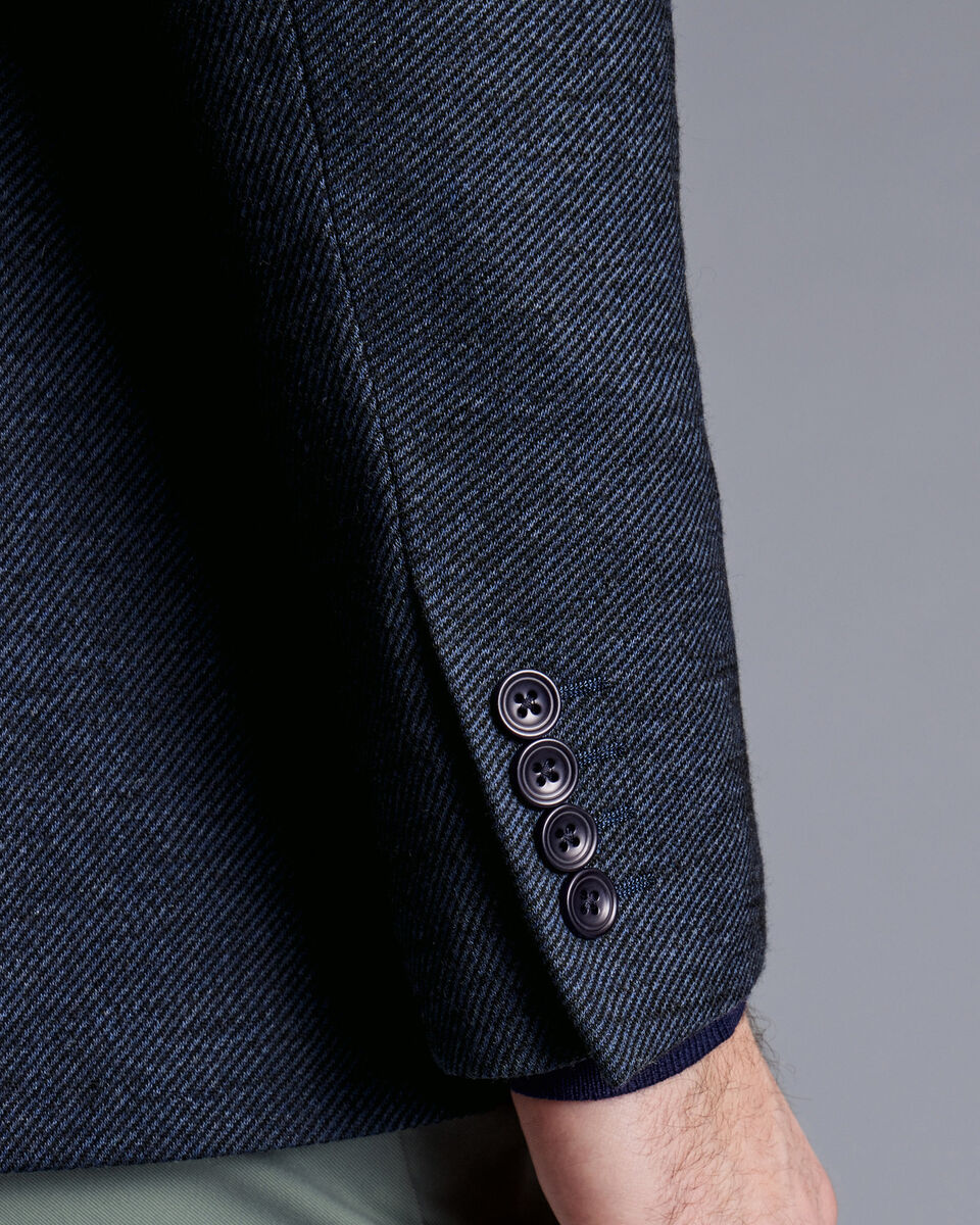 The product image is missing!