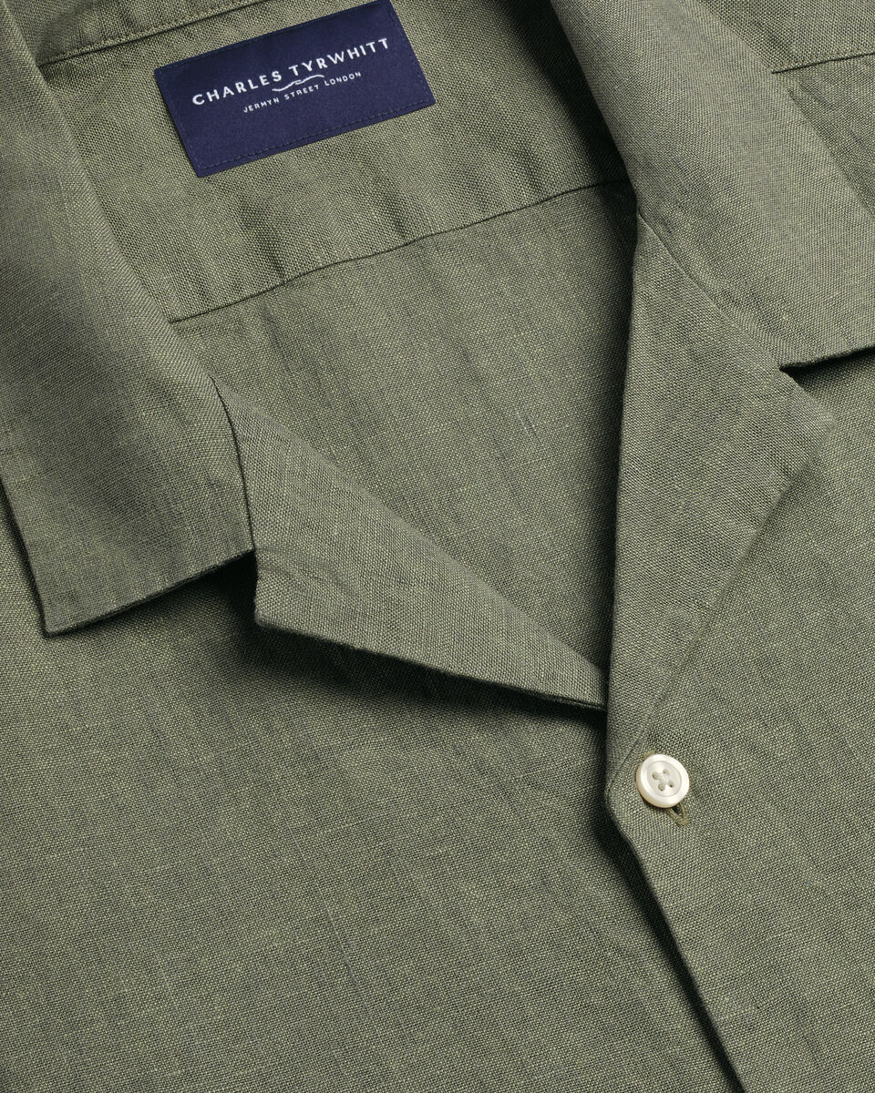 Chemise en pur lin &agrave; col tailleur et manches courtes - Vert olive