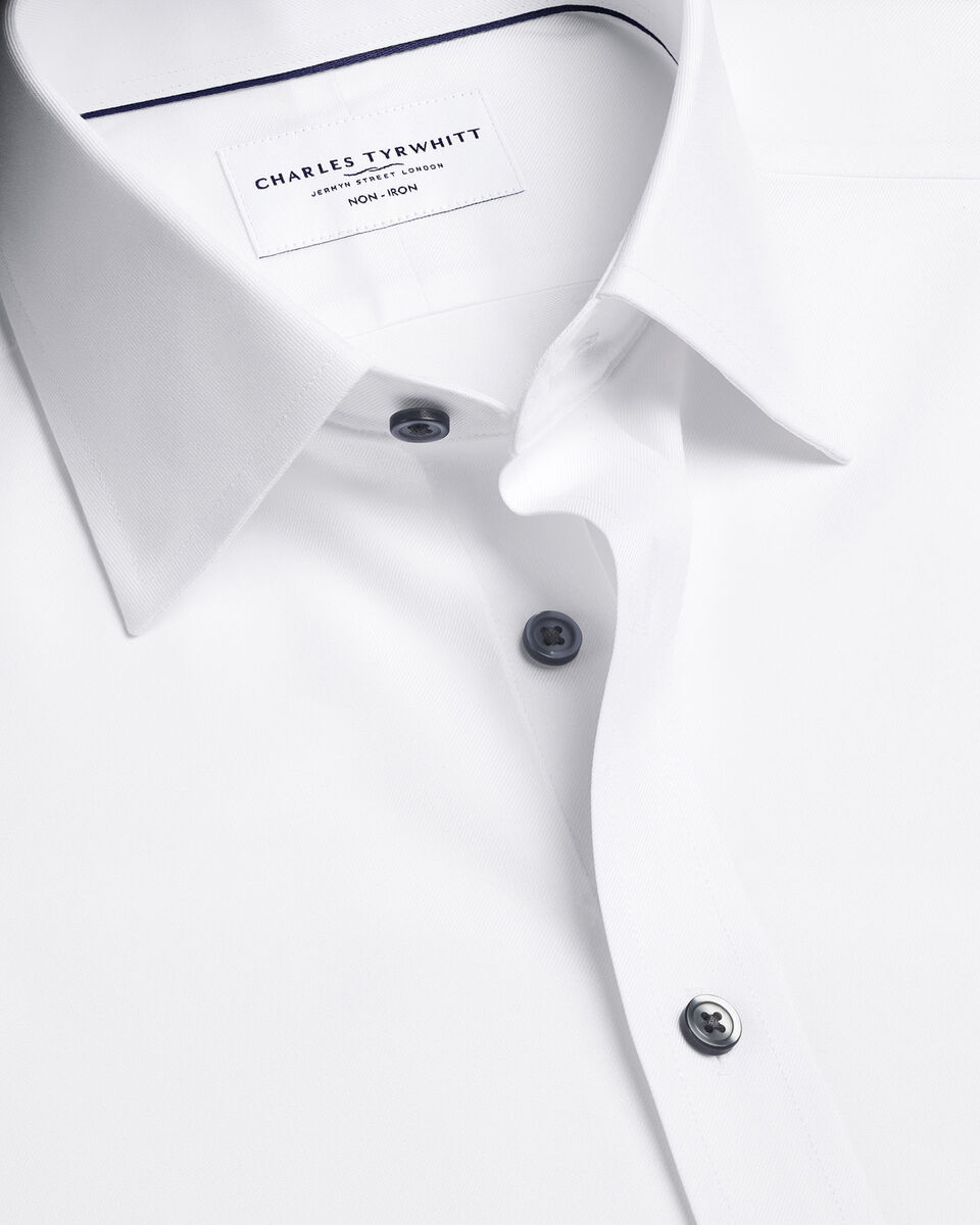 Chemise en serg&eacute; sans repassage - Blanc