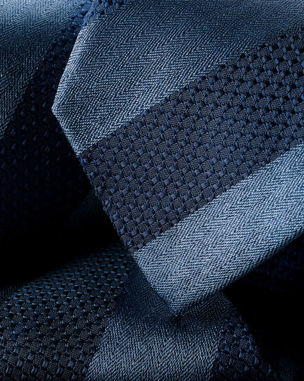 Krawatte aus Seide mit Clubstreifen - Jeansblau