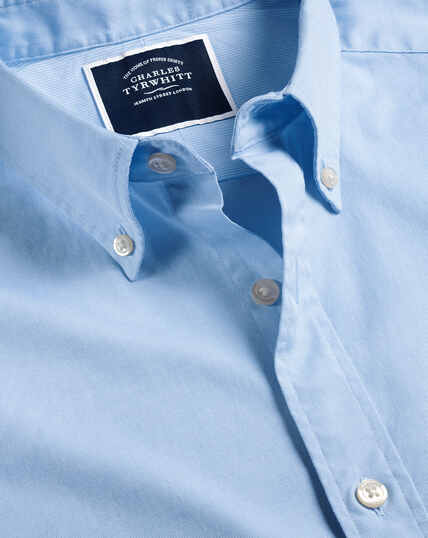Vorgewaschenes Oxford-Kurzarmhemd mit Button-down-Kragen - Himmelblau