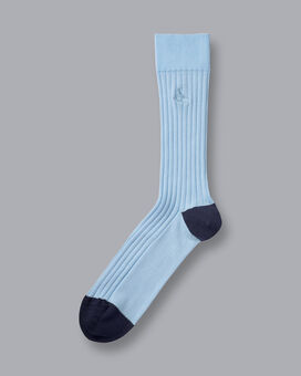 Rippstrick-Socken aus Baumwolle - Hellblau