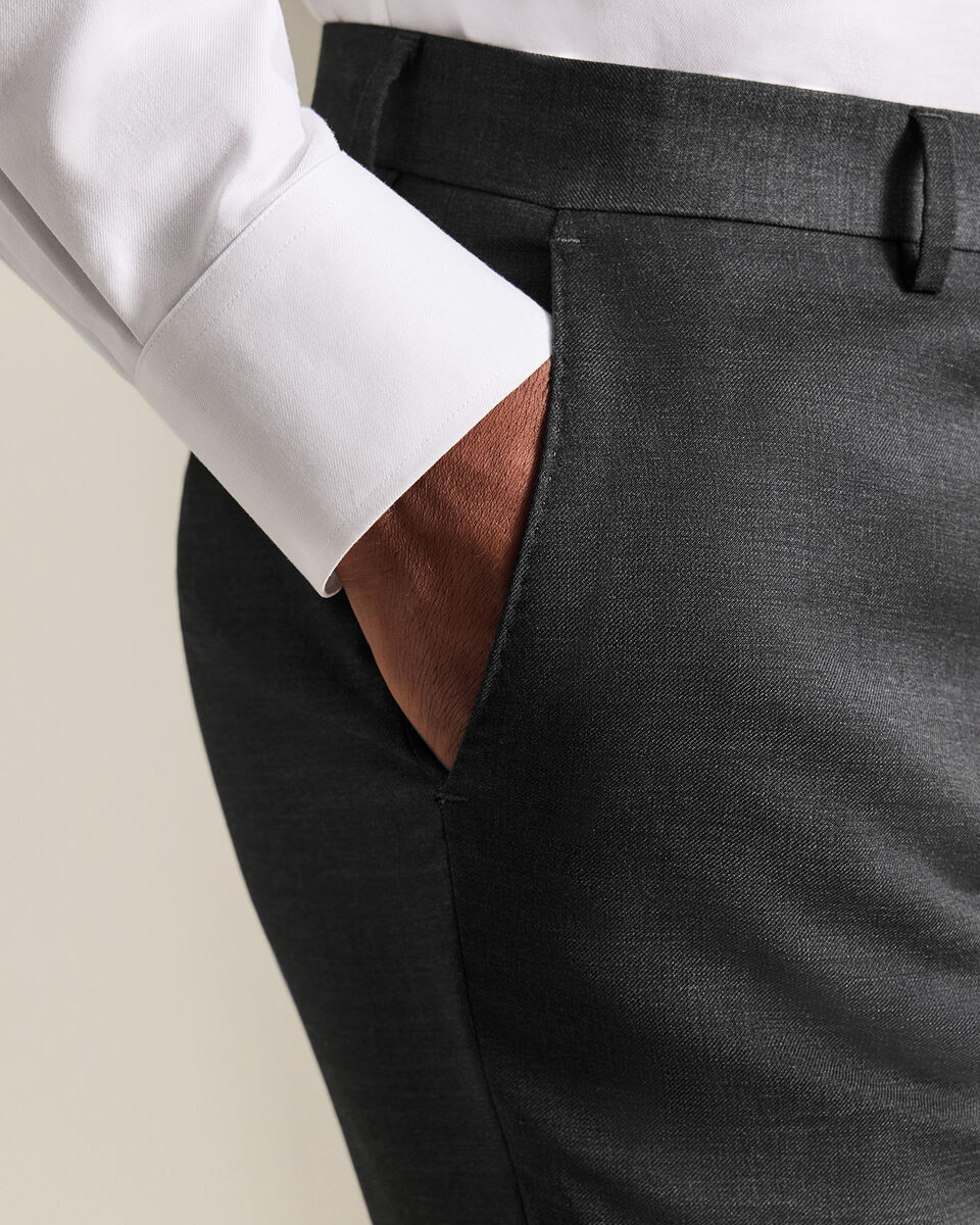 Pantalon De Costume En Serg&eacute; Naturellement Extensible - Gris Anthracite