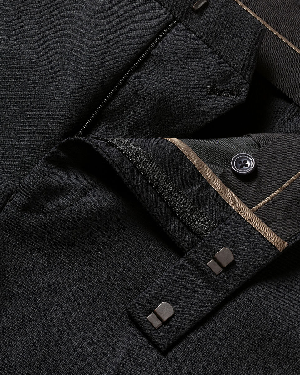 Pantalon De Costume En Serg&eacute; Naturellement Extensible - Noir