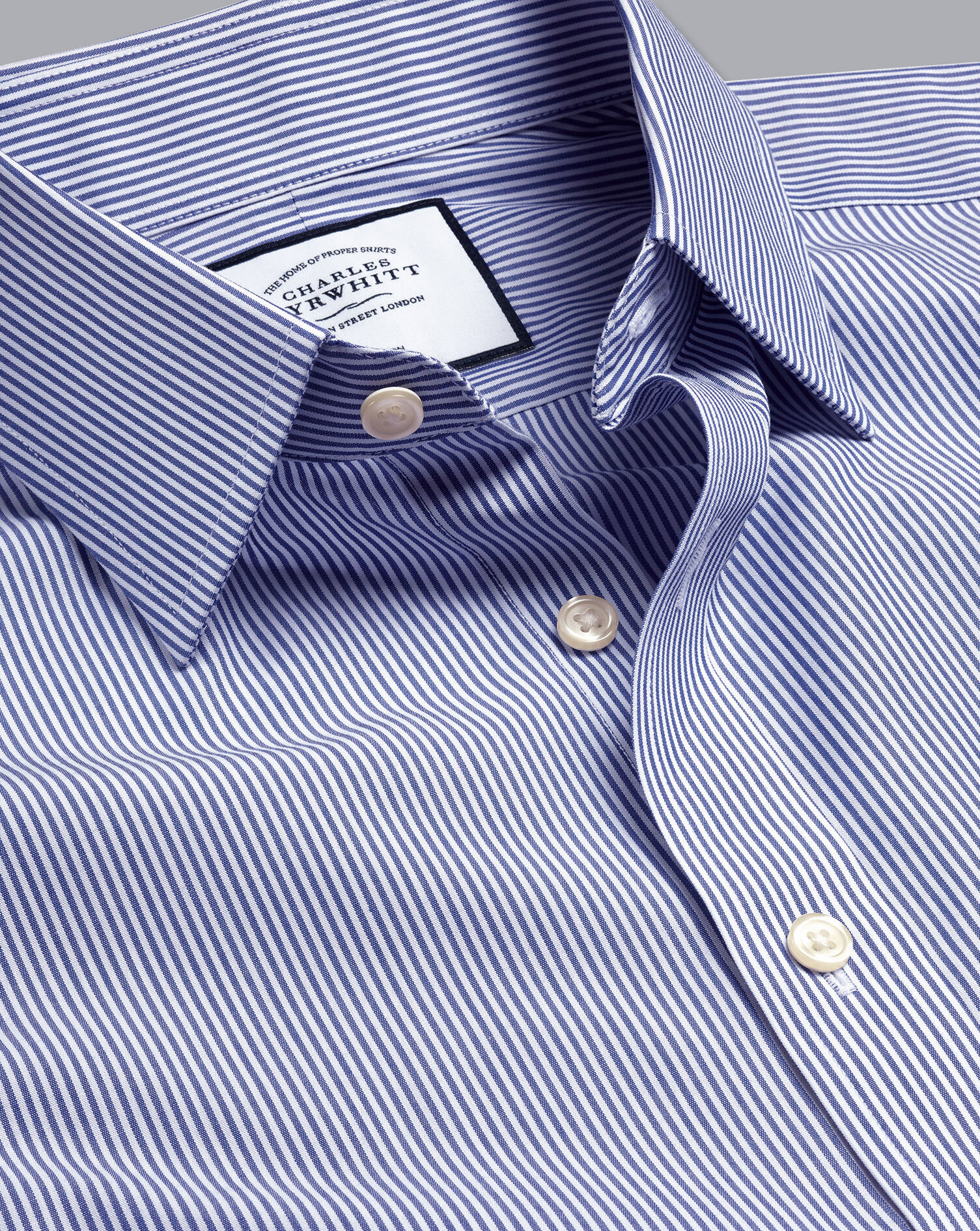 Charles Tyrwhitt Men's Charles Tyrwhitt Shirt Blue And White Stripe 14.5 Collar Small 