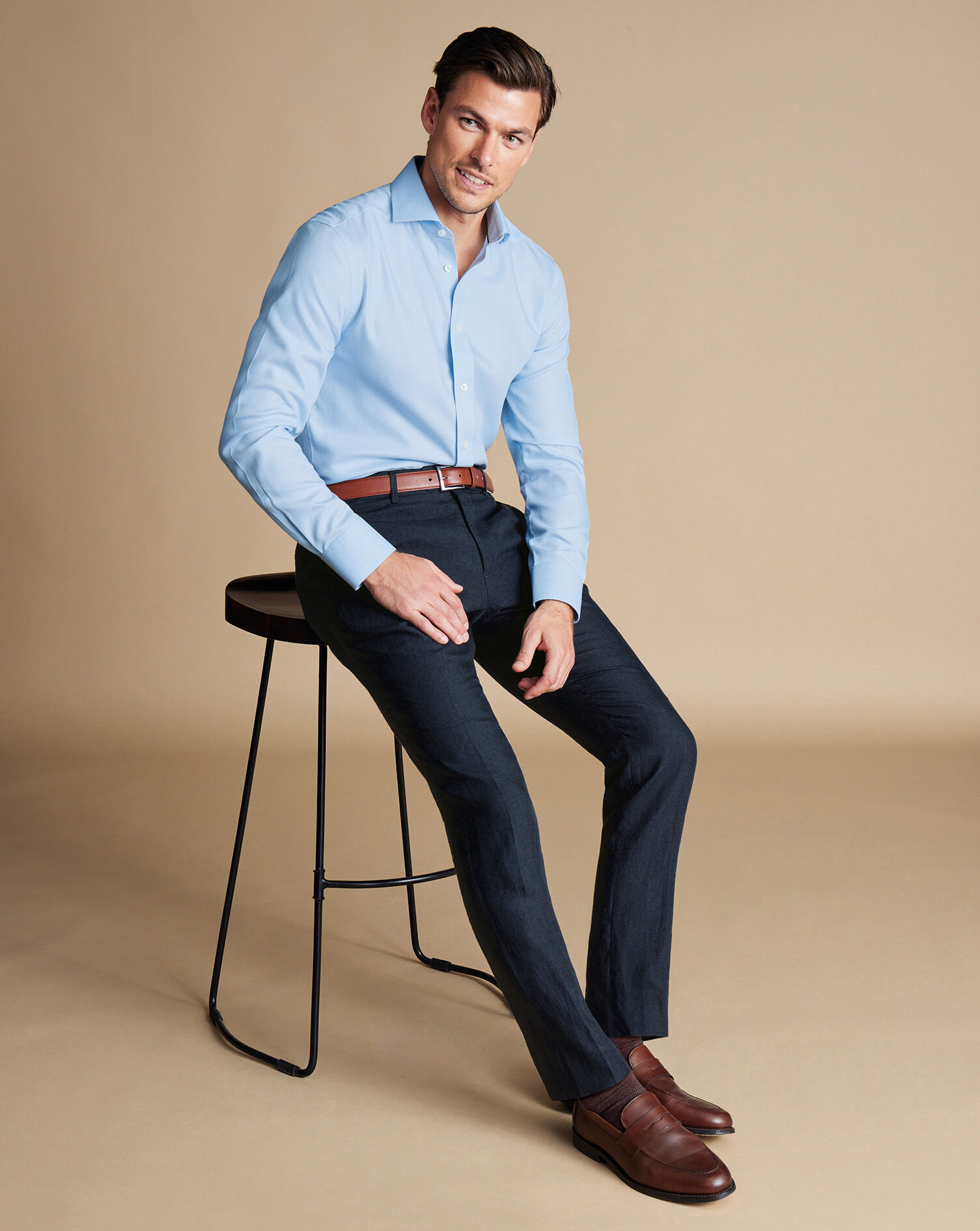 What pants goes with a sky-blue shirt? - Quora