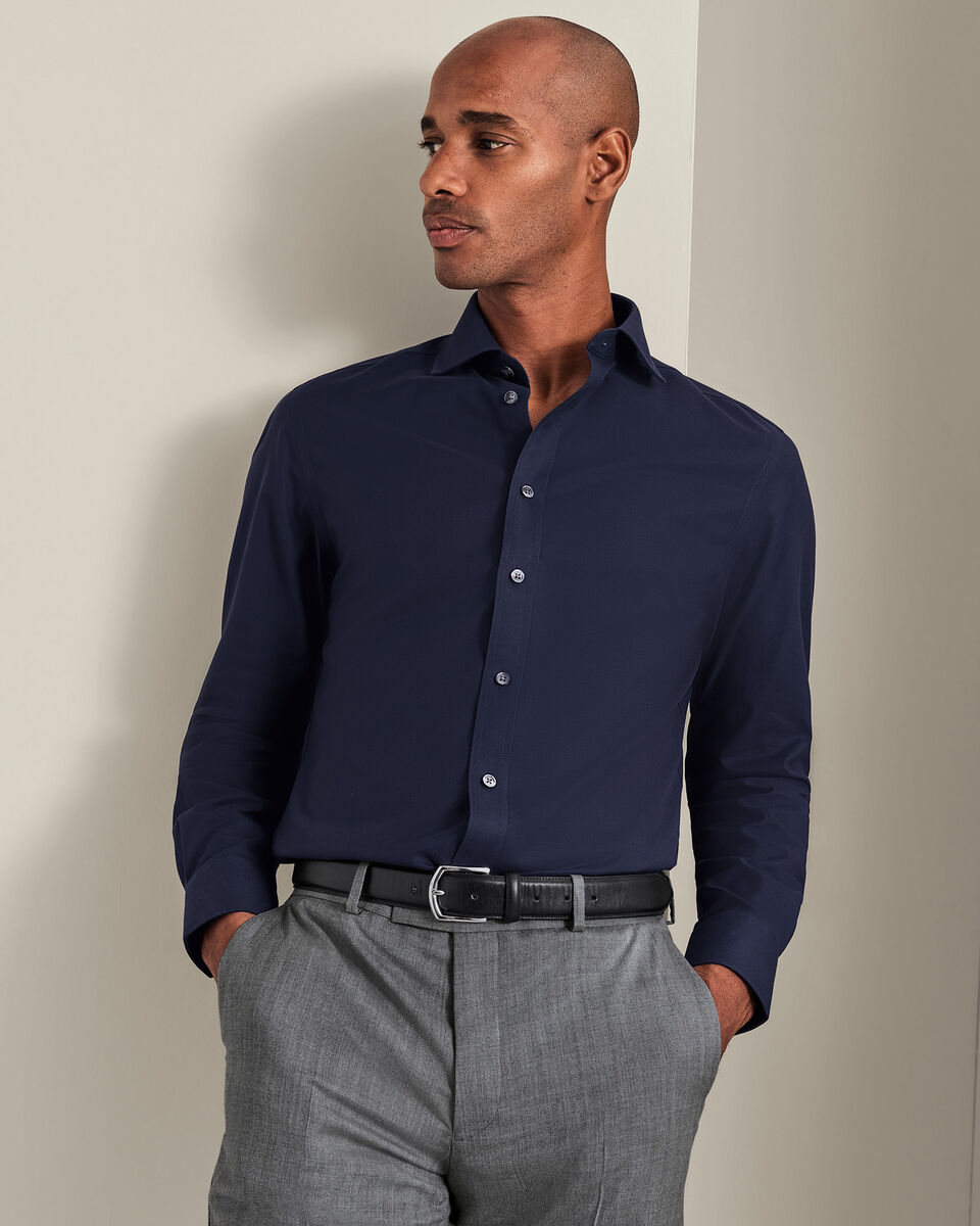 Chemise en serg&eacute; sans repassage &ndash; Bleu marine