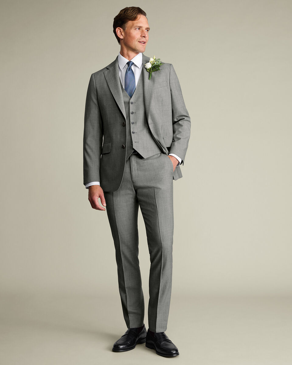Ultimate Performance Sharkskin Suit Jacket &ndash; Grey