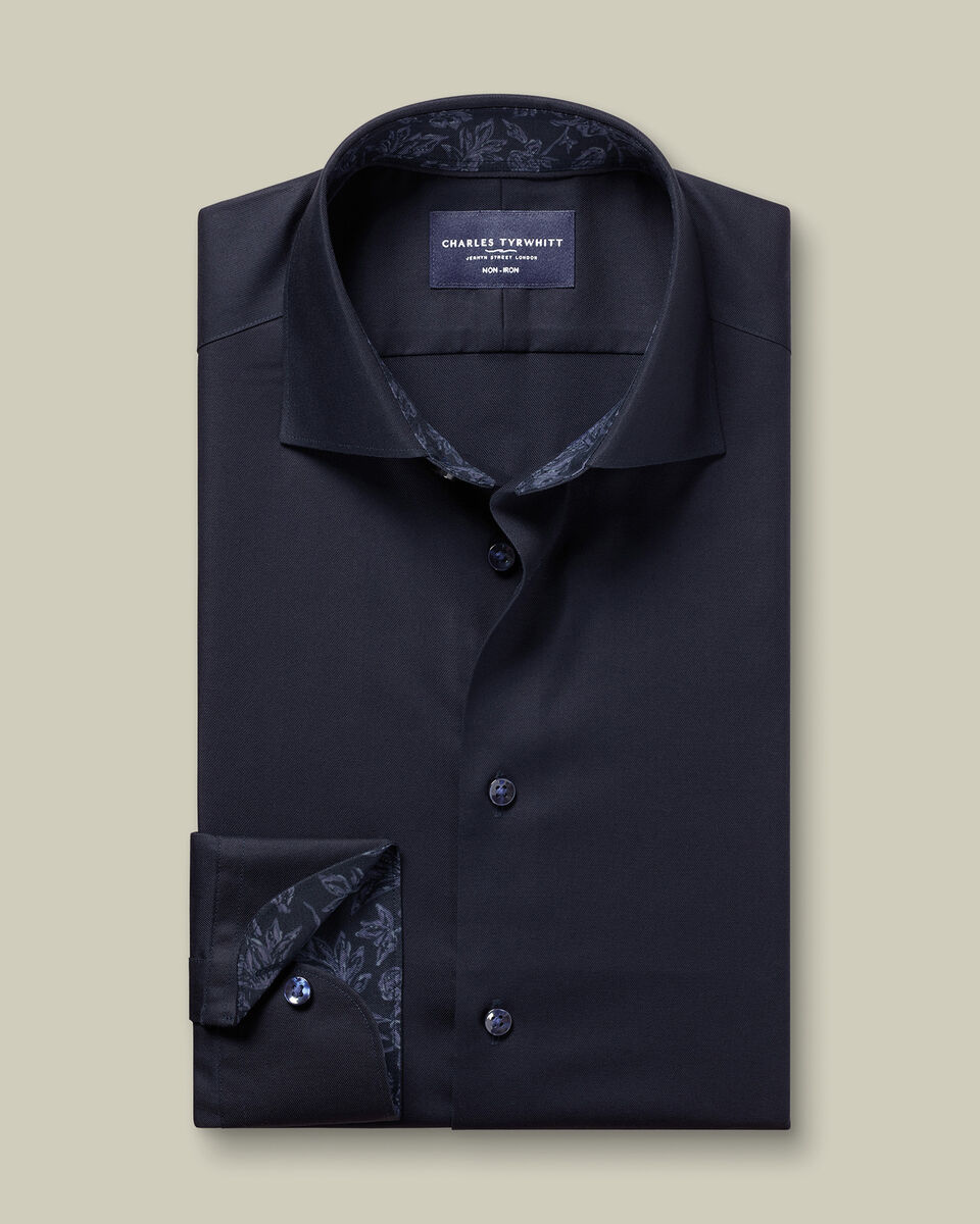Camisa De Trim Impreso Floral El&aacute;stico Sin Plancha - Azul Marino