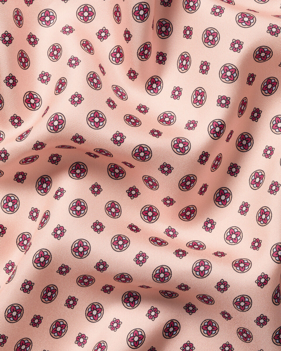 Medallion Silk Pocket Square Light Pink Charles Tyrwhitt