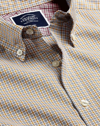 Bügelfreies Oxfordhemd aus Stretchgewebe mit Button-down-Kragen und Karos - Ocker