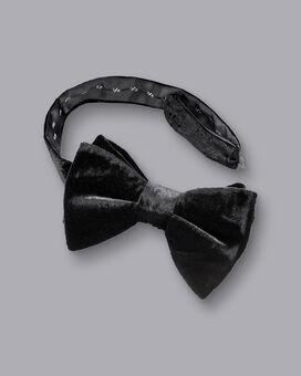 Velvet Ready-Tied Bow Tie - Black