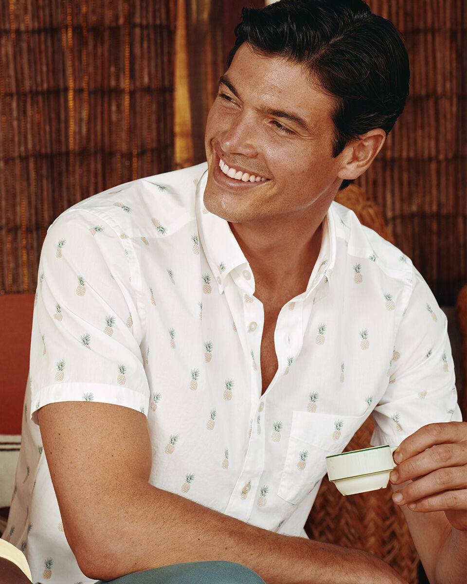Chemise &agrave; motif ananas en popeline d&eacute;lav&eacute;e extensible &agrave; manches courtes - Blanc