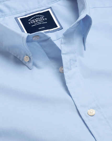 Bügelfreies Popeline-Hemd aus Stretchgewebe mit Button-down-Kragen - Himmelblau
