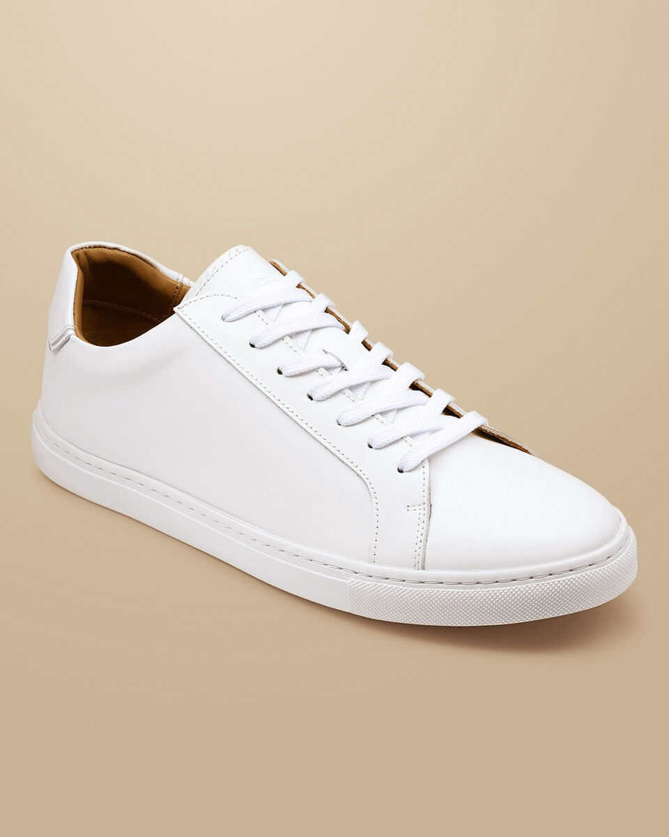 Spannende Leder Sneaker Herren Weiss Fotos