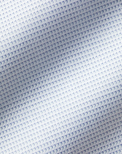 Cutaway Collar Non-Iron Cambridge Weave Shirt - Light Blue