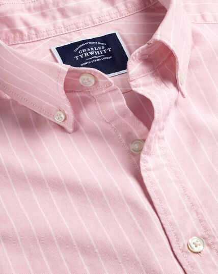 Vorgewaschenes Oxfordhemd mit Button-down-Kragen und Butcher-Streifen - Rosa