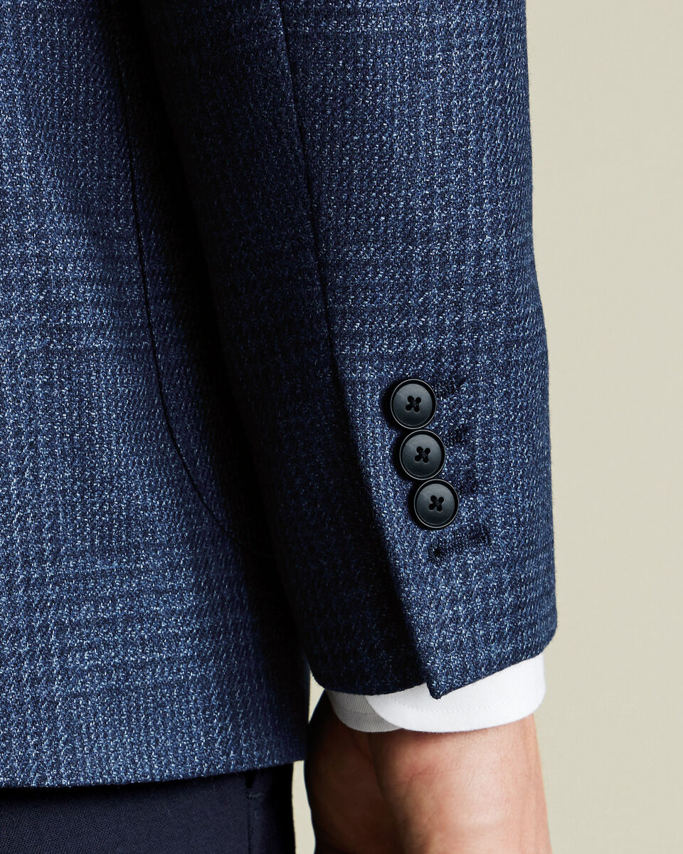 The product image is missing!