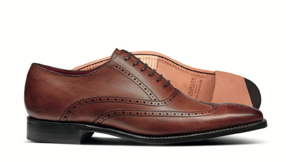 Budapester-Oxfords mit flexibler Sohle in Kastanienbraun (in England gefertigt)