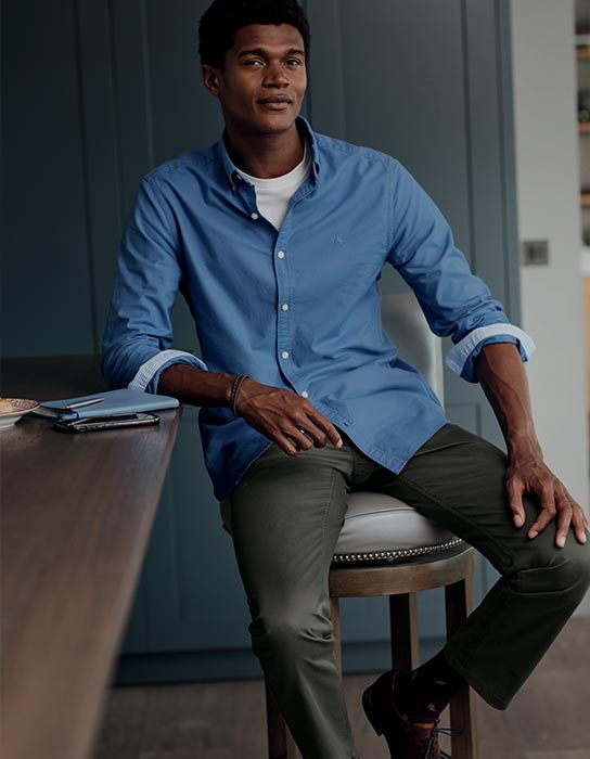 Washed Oxford Casual Shirt in Blue and Chinos
