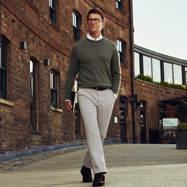 dress code for office dinner party How to Dress for a Dinner Party