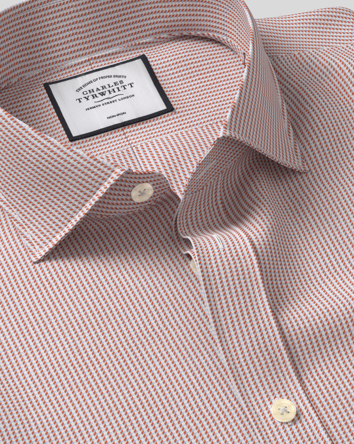 cutaway collar non-iron dobby cotton formal shirt - berry single cuff size 14.5/33 by charles tyrwhitt