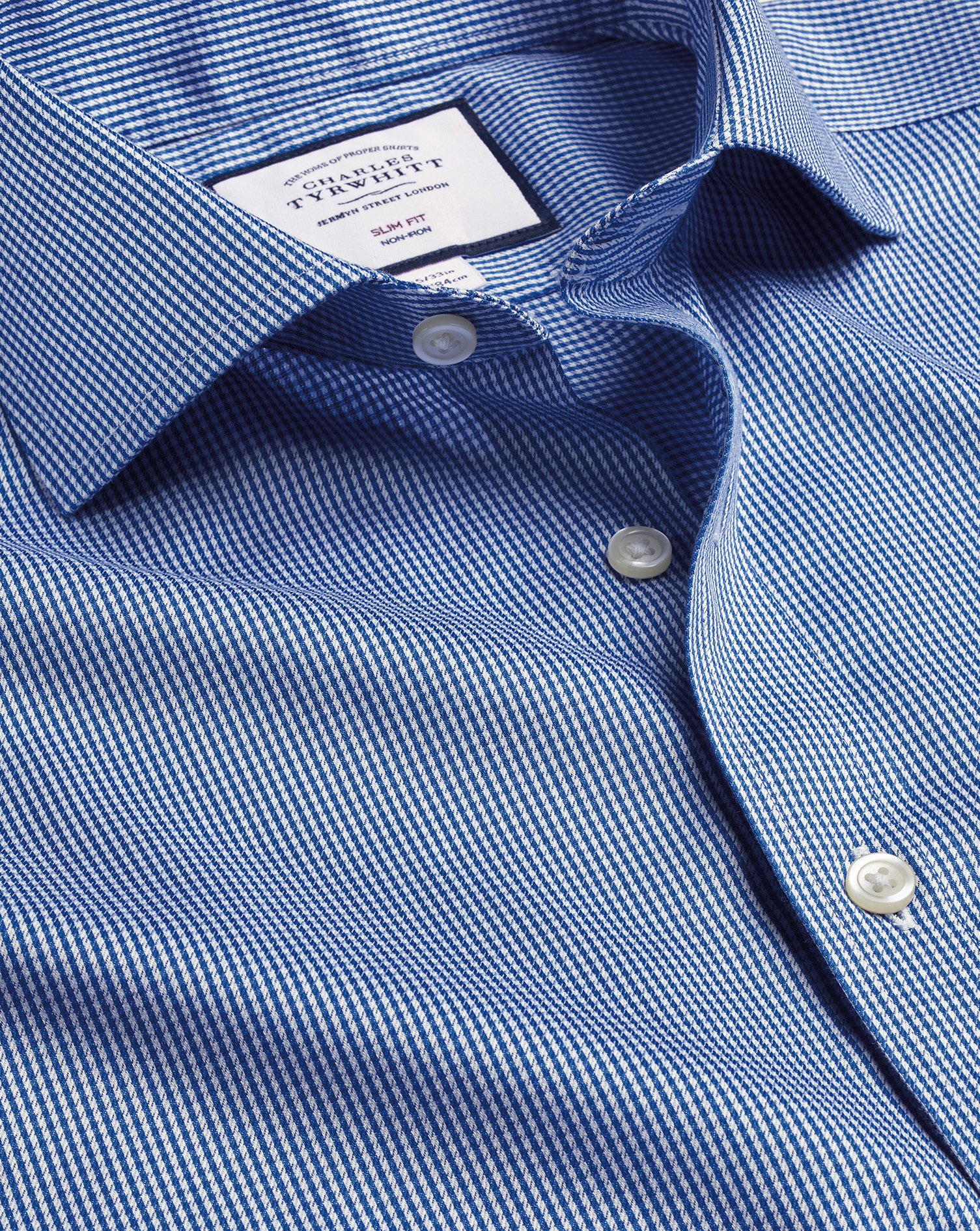 Men's Charles Tyrwhitt Cutaway Collar Non-Iron Puppytooth Dress Shirt - Royal Blue Single Cuff Size 