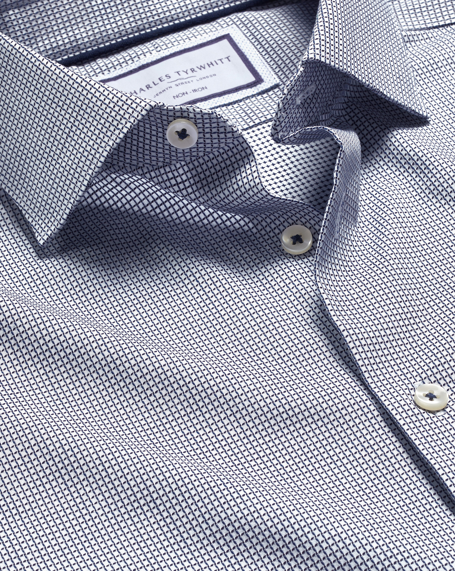 Men's Charles Tyrwhitt Non-Iron Cushion Stretch Texture Dress Shirt - Navy Blue Single Cuff Size 14.