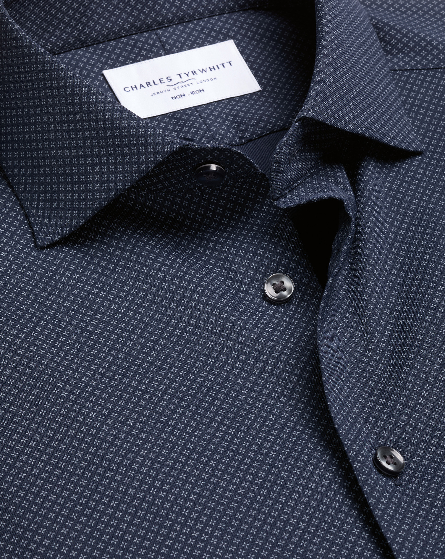 SCS0076NAV_COLLAR_DETAIL_01.jpg