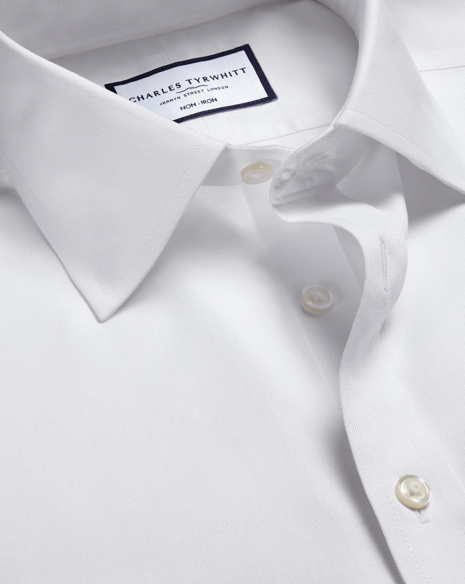 Charles Tyrwhitt Non-iron Twill Cotton Dress Shirt In White