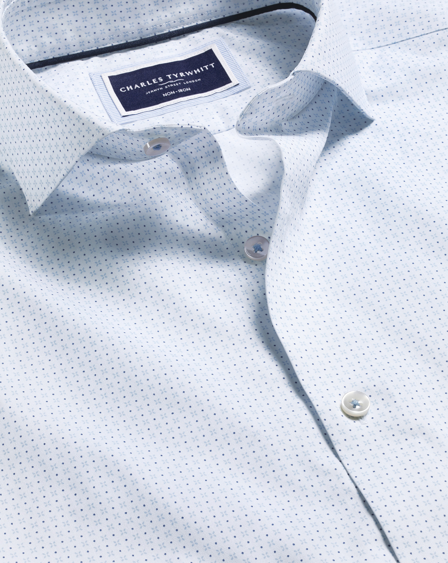 Men's Charles Tyrwhitt Semi-Cutaway Collar Petal Print Non-Iron Shirt - Light Blue Size Medium Cotto
