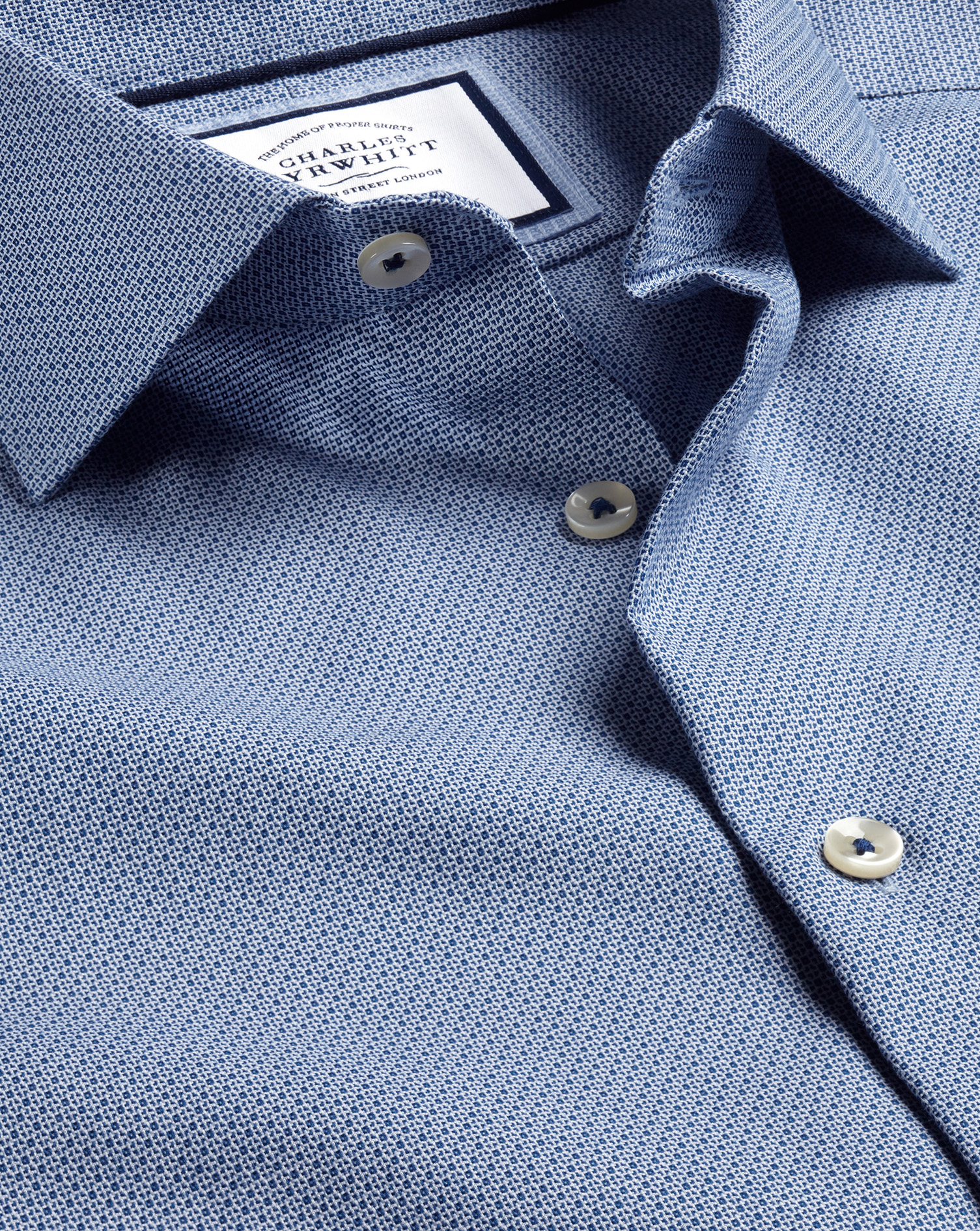 Men's Charles Tyrwhitt Semi-Cutaway Collar Non-Iron Stretch Texture Dress Shirt - Royal Blue Single 