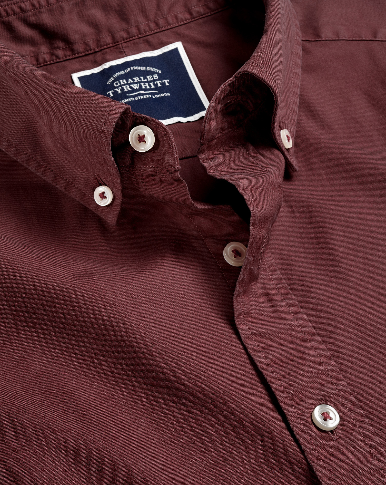 Men's Charles Tyrwhitt Button-Down Collar Washed Fine Twill Casual Shirt - Wine Red Single Cuff Size